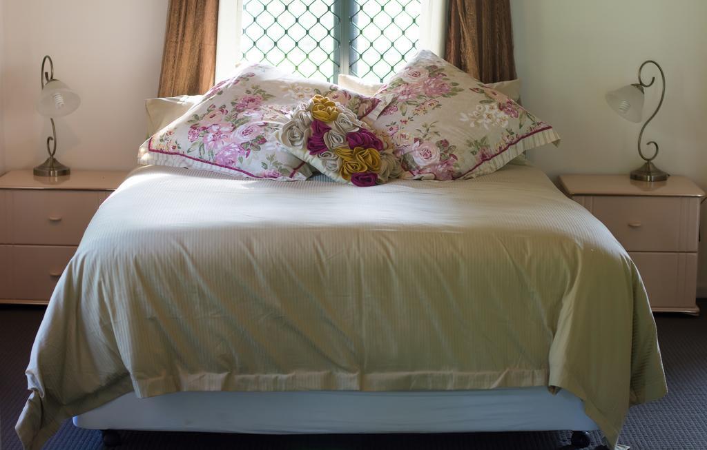 Ronday-Voo Bed And Breakfast Speewah Ruang foto